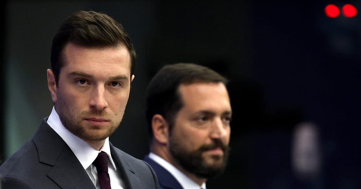 French far right joins chorus calling for new elections