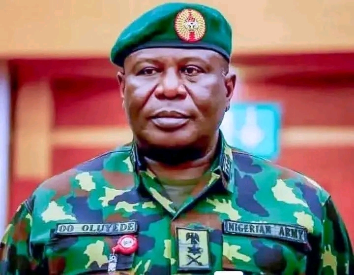 General Oluyede Nigerian defence
